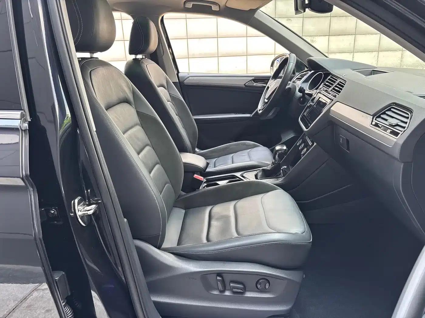 Tiguan L 2018 Facelift 330TSI Automatic 2WD Luxury Edition — миниатюра 21