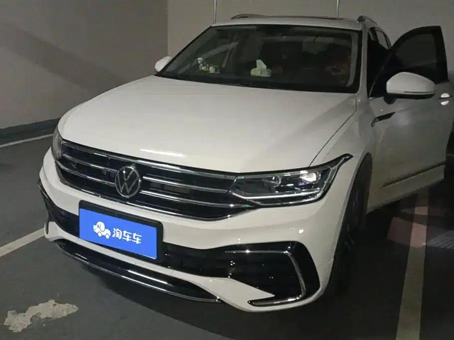 Tiguan L 2022 330TSI Automatic 2WD R-Line Premium Edition — миниатюра 1