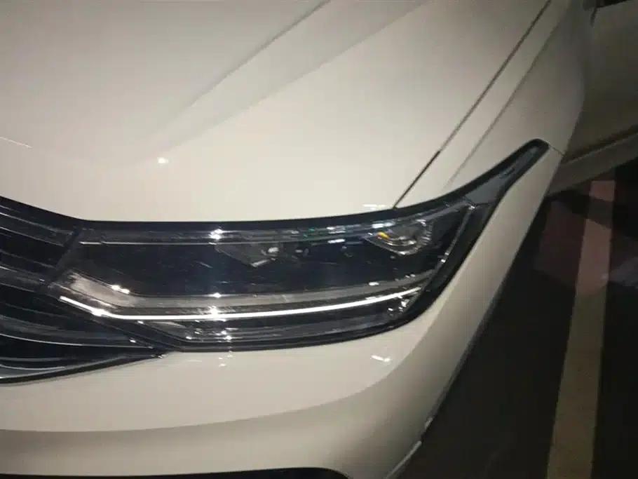 Tiguan L 2022 330TSI Automatic 2WD R-Line Premium Edition — миниатюра 5