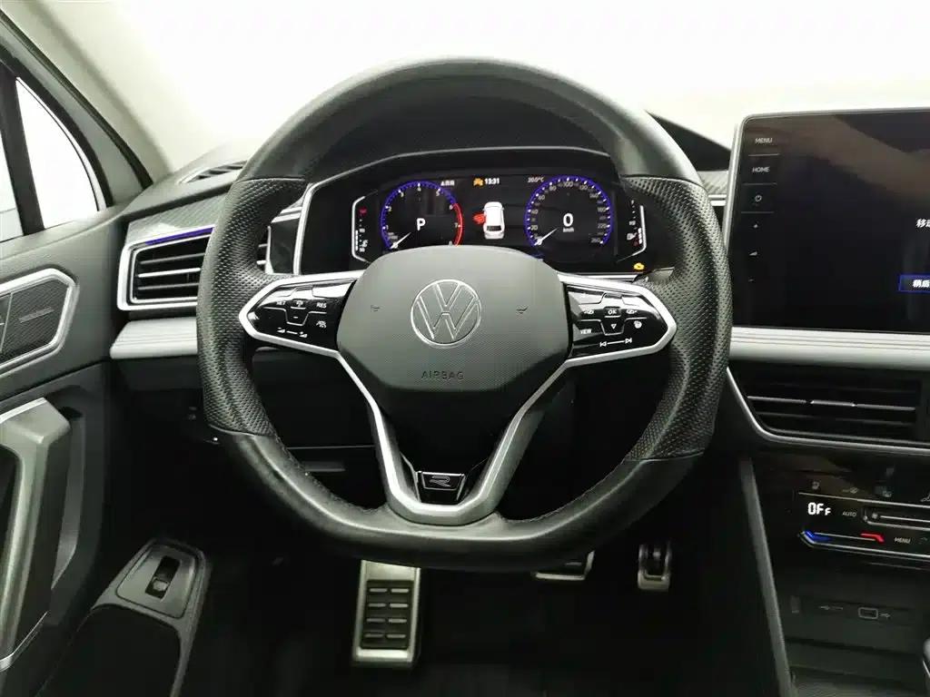 Tiguan L 2023 330TSI Automatic 2WD R-Line Flagship Edition — миниатюра 11