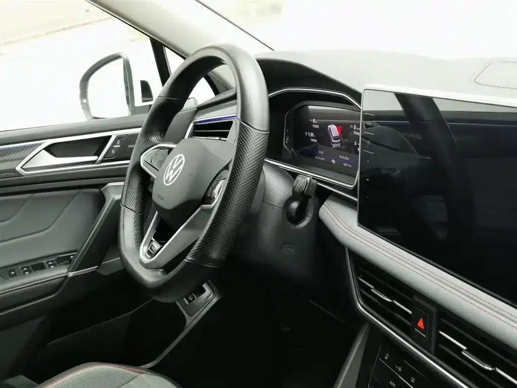 Tiguan L 2023 330TSI Automatic 2WD R-Line Flagship Edition — миниатюра 22