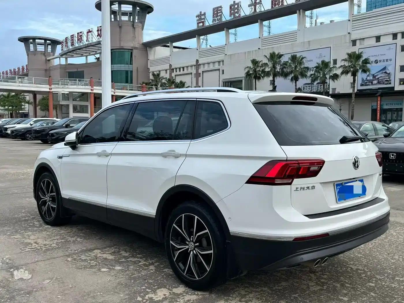 Tiguan L 2020 330TSI Automatic 2WD Smart Luxury Edition (China VI Emission Standard) — миниатюра 4