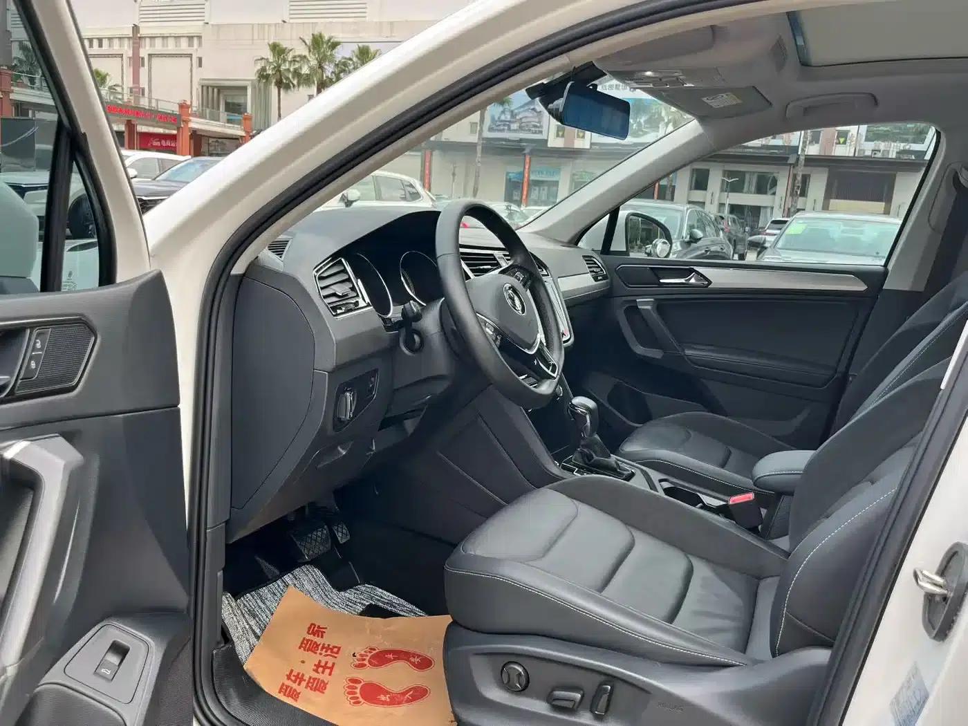 Tiguan L 2020 330TSI Automatic 2WD Smart Luxury Edition (China VI Emission Standard) — миниатюра 7