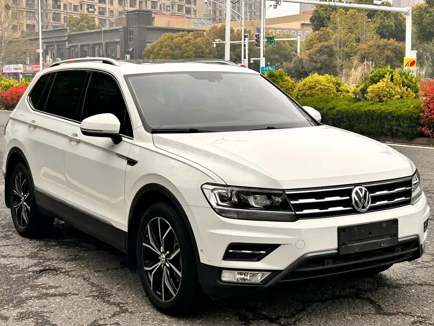 Tiguan L 2020 330TSI Automatic 2WD Smart Luxury Edition (China VI Emission Standard) — миниатюра 3