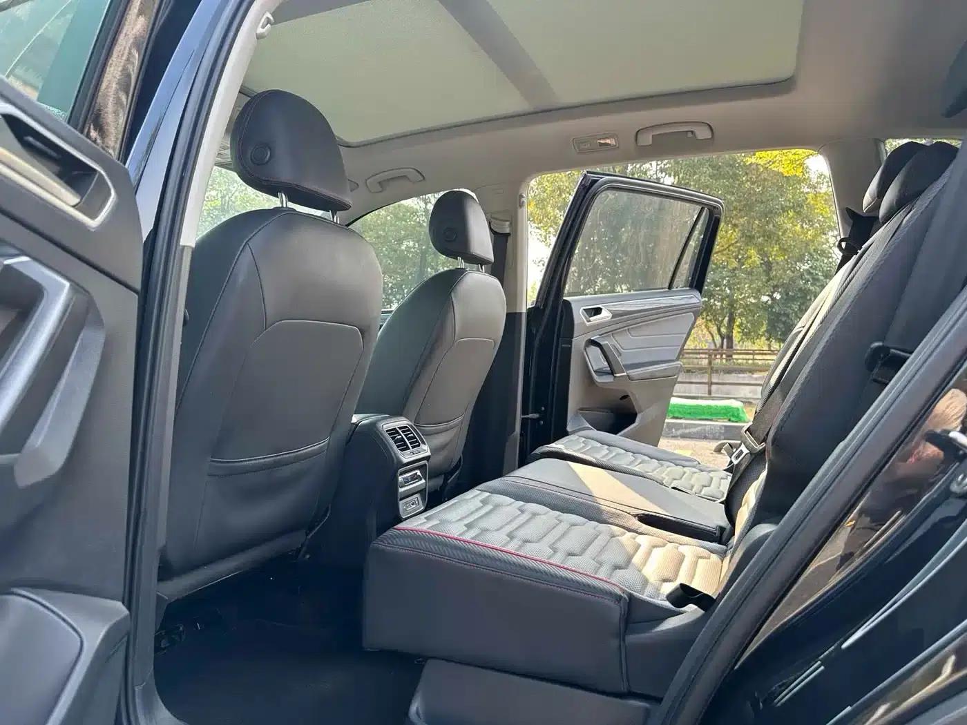 Tiguan L 2022 380TSI Automatic 4WD R-Line Flagship Edition 7-Seater — миниатюра 10