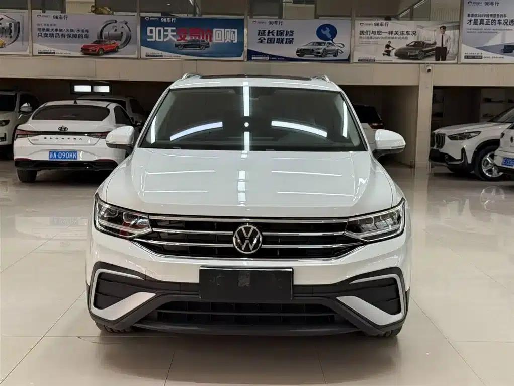 Tiguan L 2023 280TSI Automatic 2WD Trendy Limited Edition — миниатюра 2