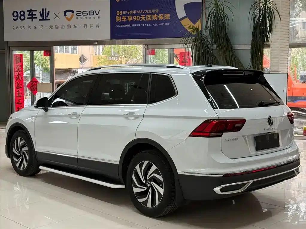 Tiguan L 2023 280TSI Automatic 2WD Trendy Limited Edition — миниатюра 6
