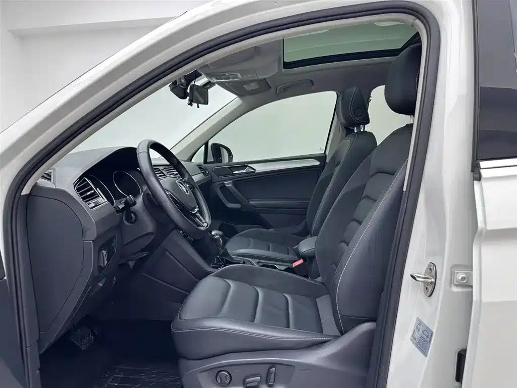 Tiguan L 2019 Facelift 330TSI Automatic 2WD Panoramic Comfort Edition (China VI Emission Standard) — миниатюра 17