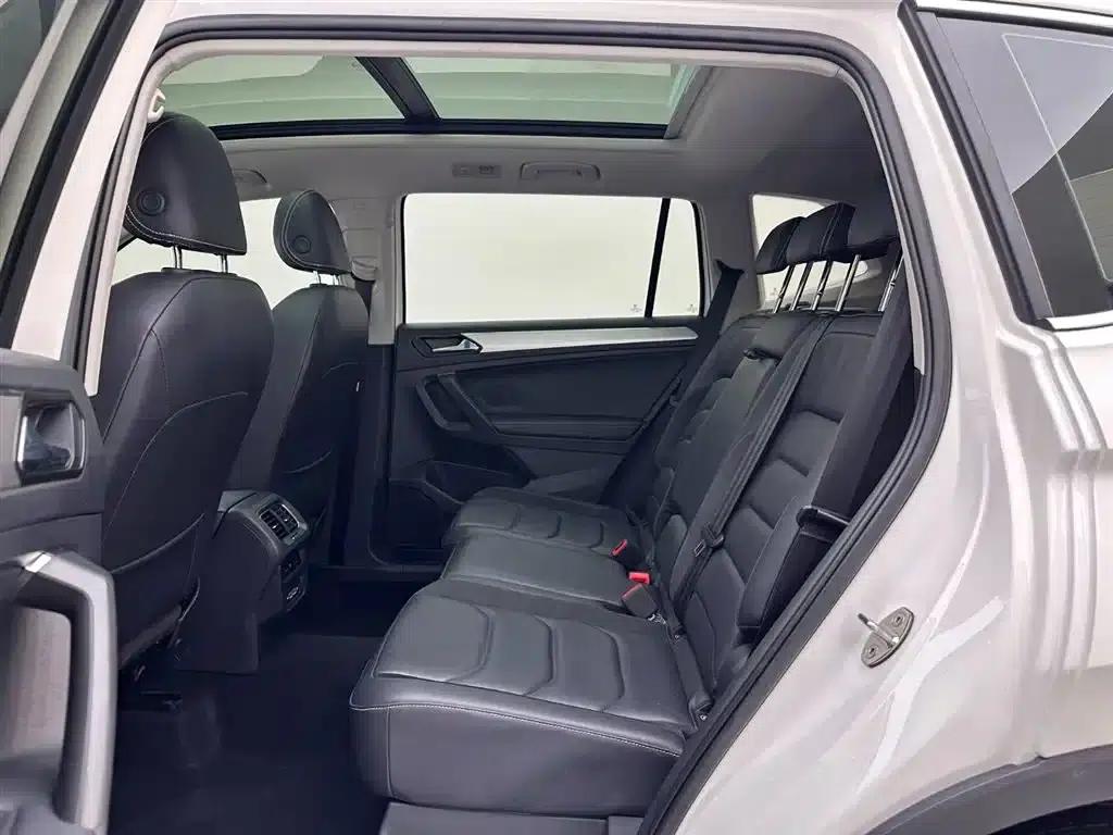 Tiguan L 2019 Facelift 330TSI Automatic 2WD Panoramic Comfort Edition (China VI Emission Standard) — миниатюра 19