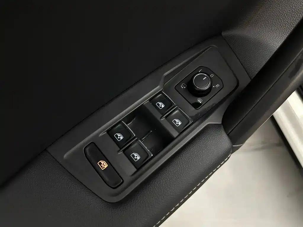 Tiguan L 2019 Facelift 330TSI Automatic 2WD Panoramic Comfort Edition (China VI Emission Standard) — миниатюра 22