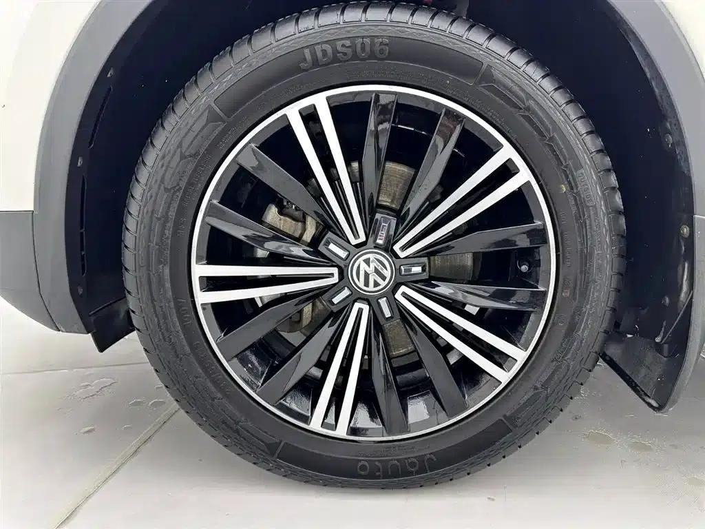 Tiguan L 2019 Facelift 330TSI Automatic 2WD Panoramic Comfort Edition (China VI Emission Standard) — миниатюра 29