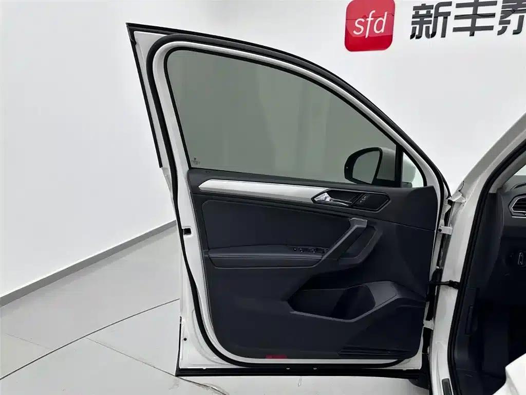 Tiguan L 2019 Facelift 330TSI Automatic 2WD Panoramic Comfort Edition (China VI Emission Standard) — миниатюра 8