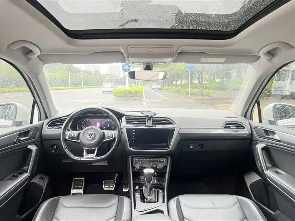 Tiguan L 2020 330TSI Automatic 2WD R-Line Flagship Edition (China VI Emission Standard) — миниатюра 8