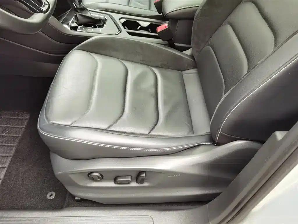 Tiguan L 2018 330TSI Automatic 2WD Luxury Edition — миниатюра 20