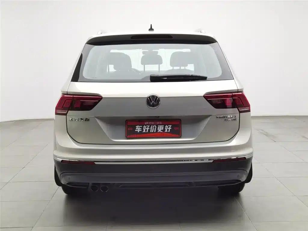 Tiguan L 2018 330TSI Automatic 2WD Luxury Edition — миниатюра 4
