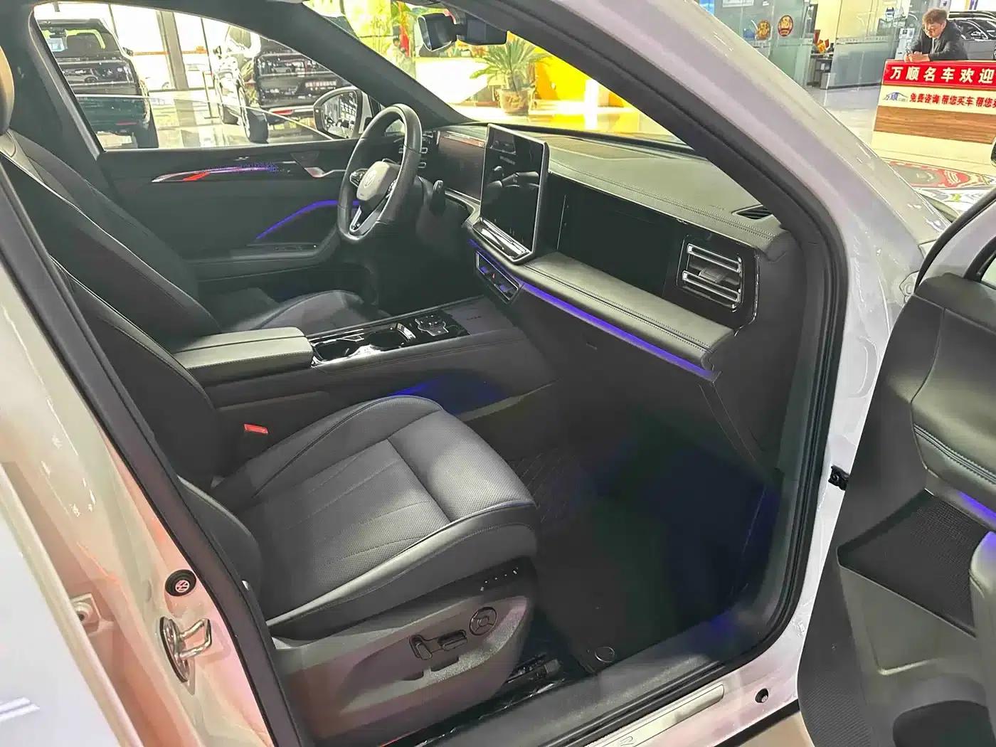 Tiguan L 2024 PRO 330TSI 2WD R-Line Smart Edition — миниатюра 20