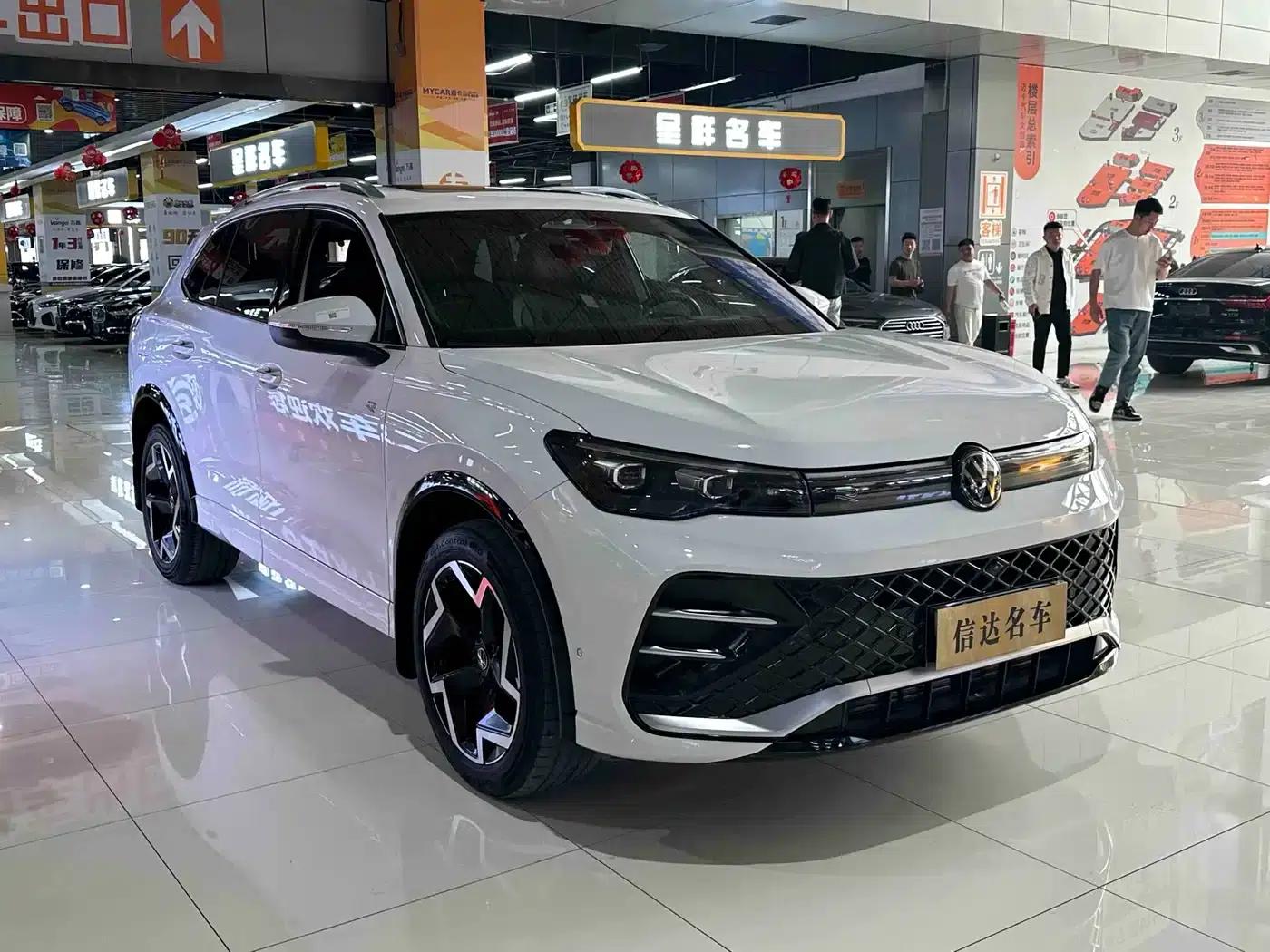 Tiguan L 2024 PRO 330TSI 2WD R-Line Smart Edition — миниатюра 3