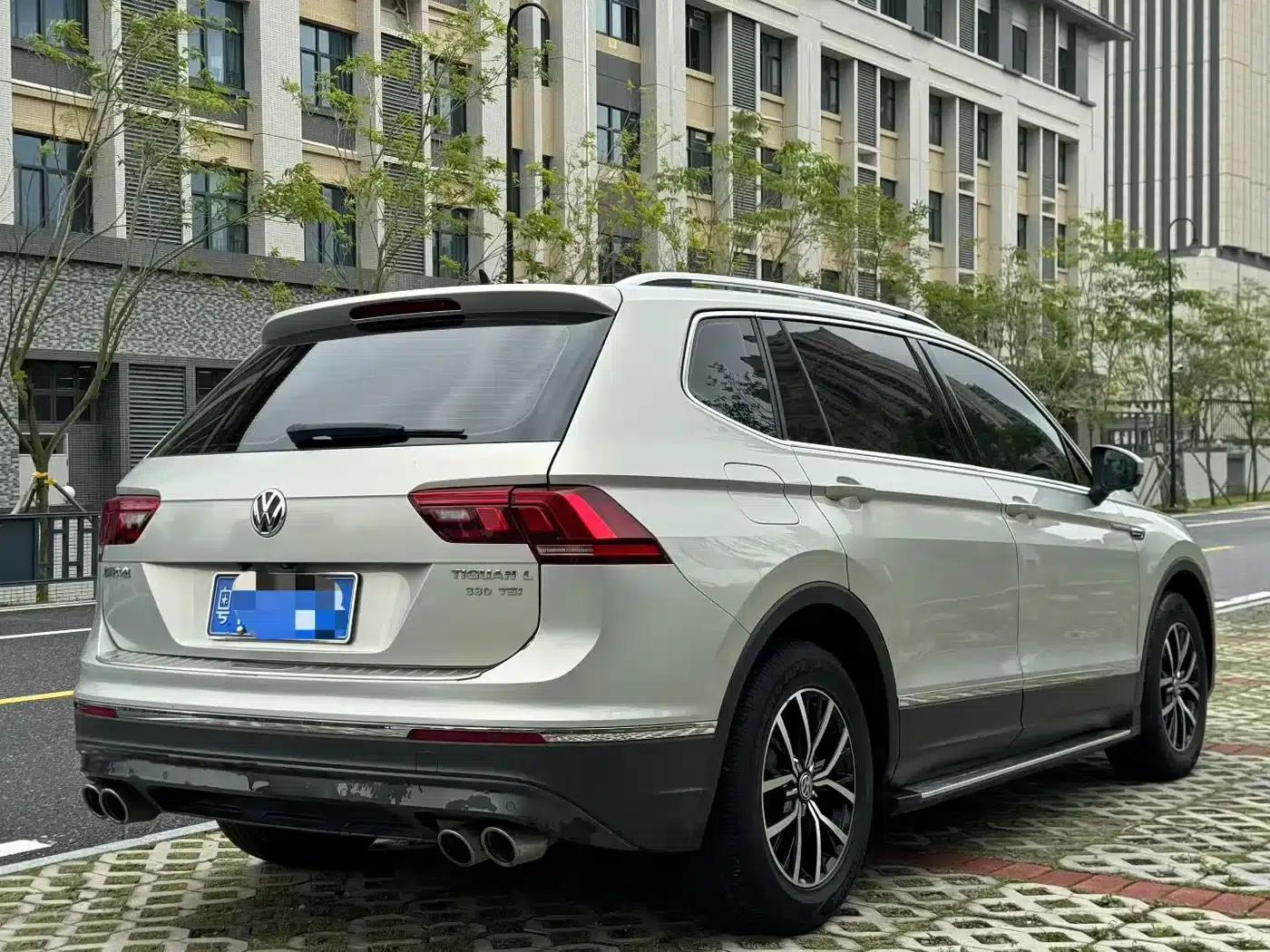 Tiguan L 2017 330TSI Automatic 2WD Luxury Edition — миниатюра 9