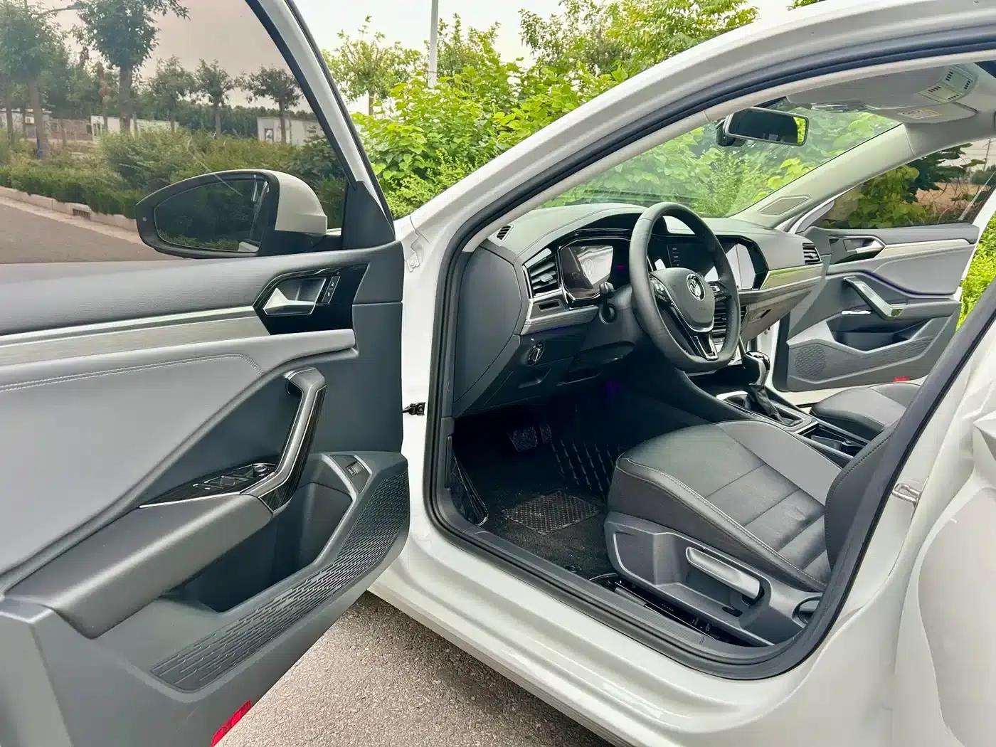 2022 Volkswagen Sagitar 280TSI DSG Super Edition — миниатюра 8