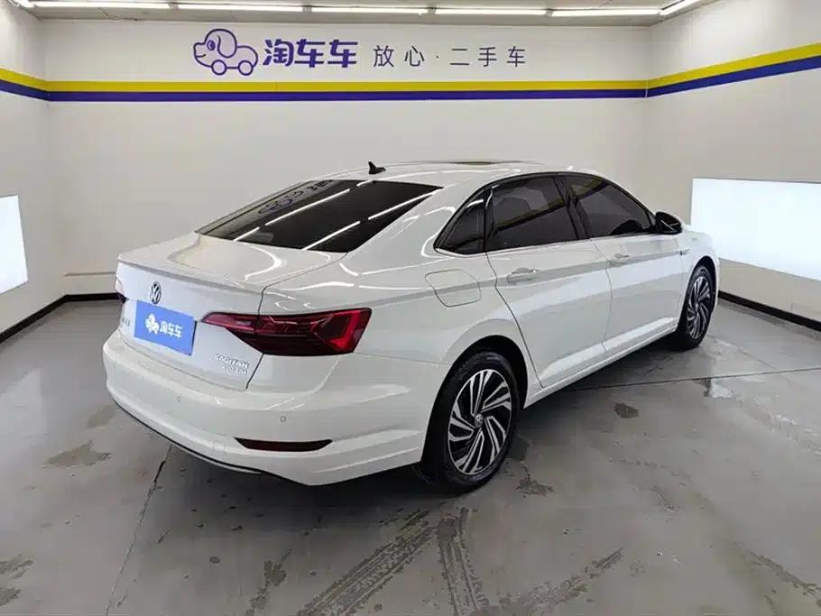 2022 Volkswagen Sagitar 280TSI DSG Flying Edition — миниатюра 3