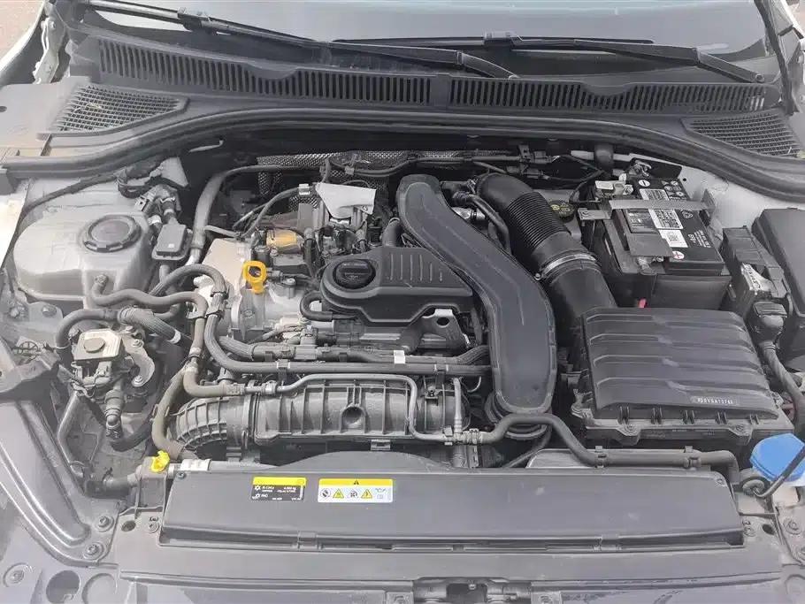 2023 Volkswagen Sagitar 300TSI DSG Super Edition — миниатюра 10