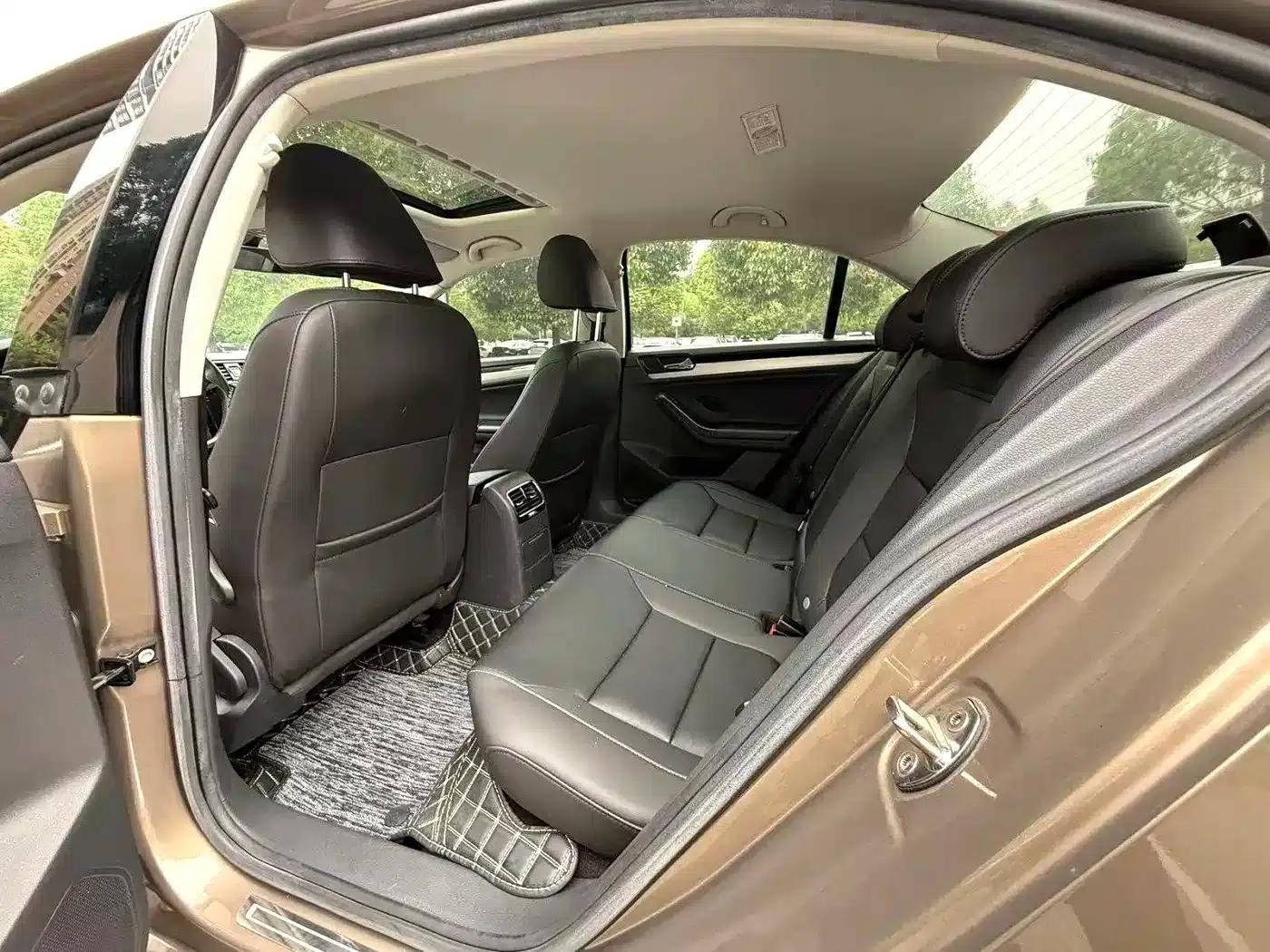 2018 Volkswagen Sagitar 1.6L Automatic Comfort Model — миниатюра 4