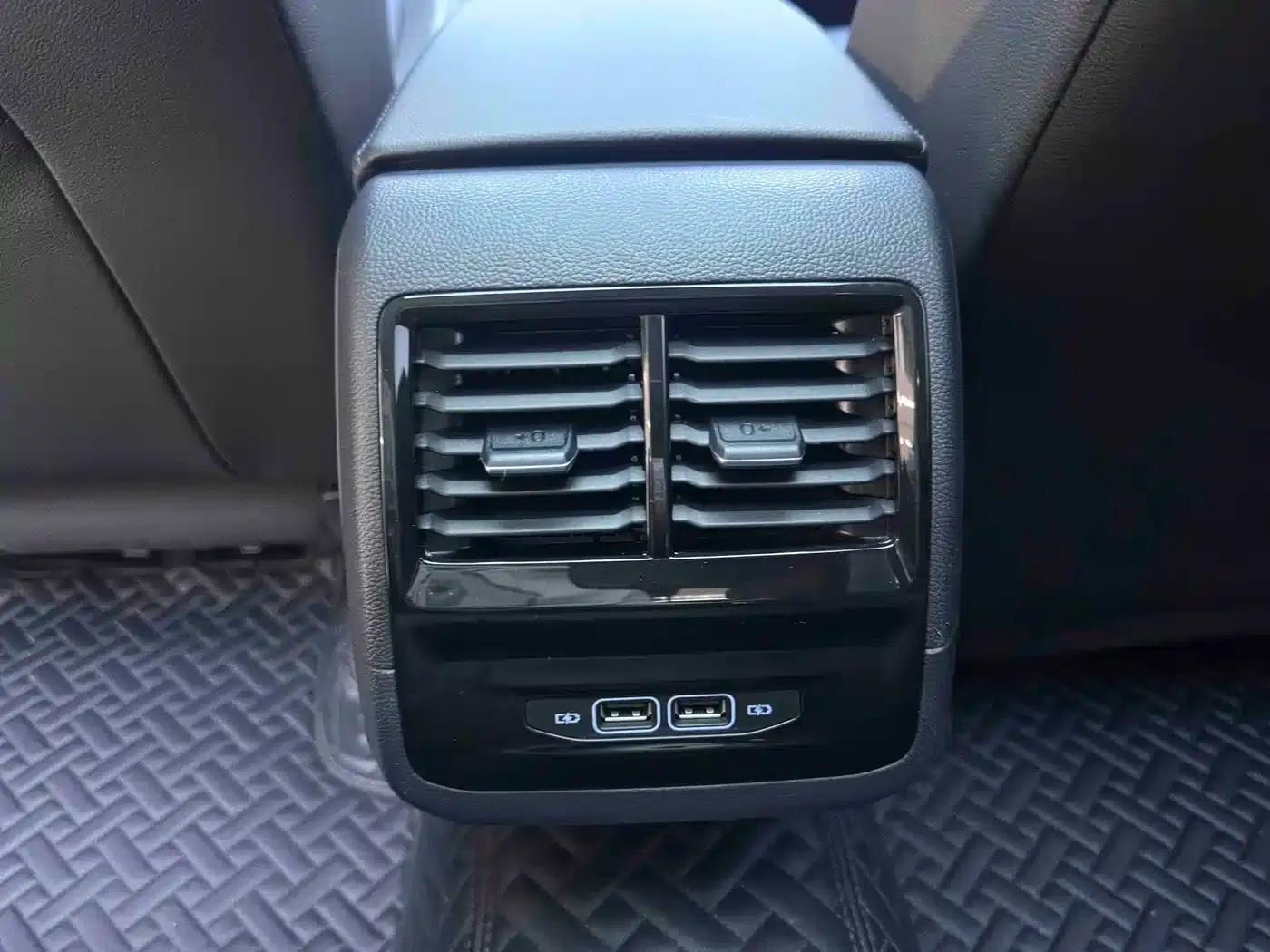 2022 Volkswagen Sagitar 280TSI DSG Super Edition — миниатюра 17