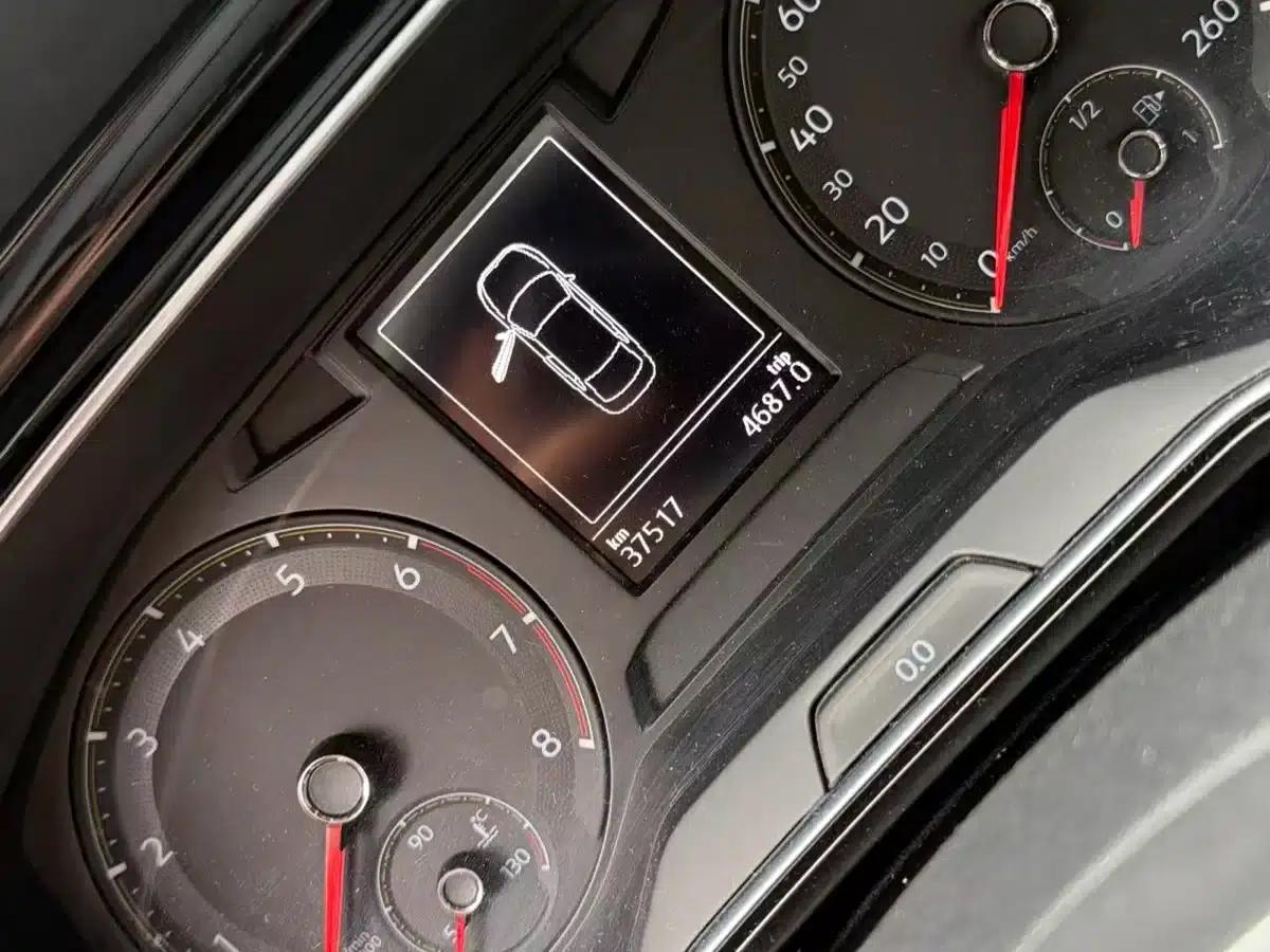 2019 Volkswagen Sagitar 280TSI DSG Comfort Model (National V Emission Standard) — миниатюра 2