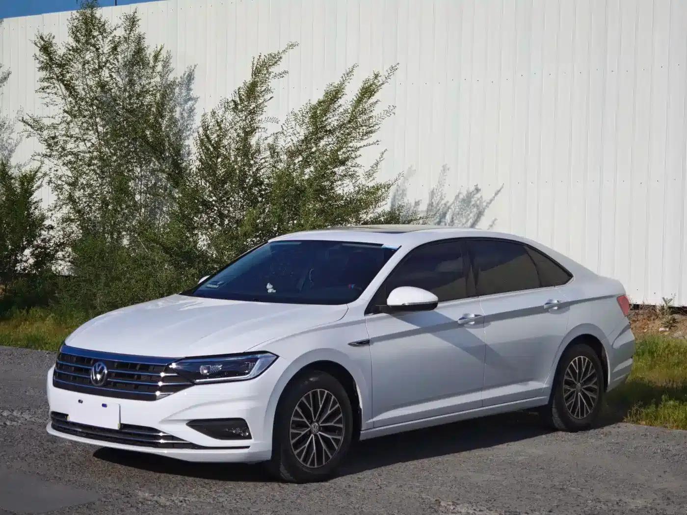 2019 Volkswagen Sagitar 200TSI DSG Comfort Model (China VI Emission Standard) — миниатюра 1