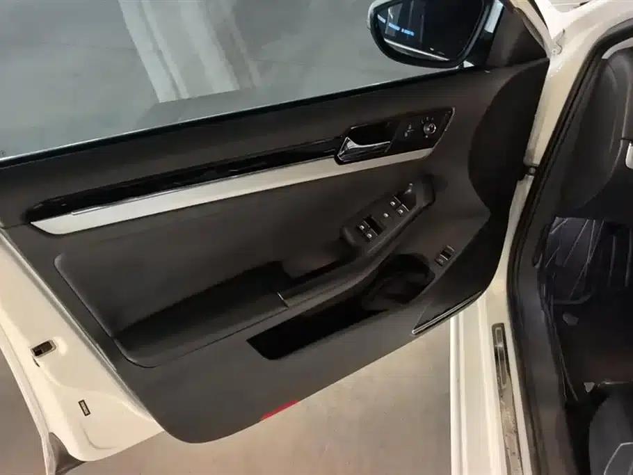 2018 Volkswagen Sagitar 280TSI DSG Comfort — миниатюра 7