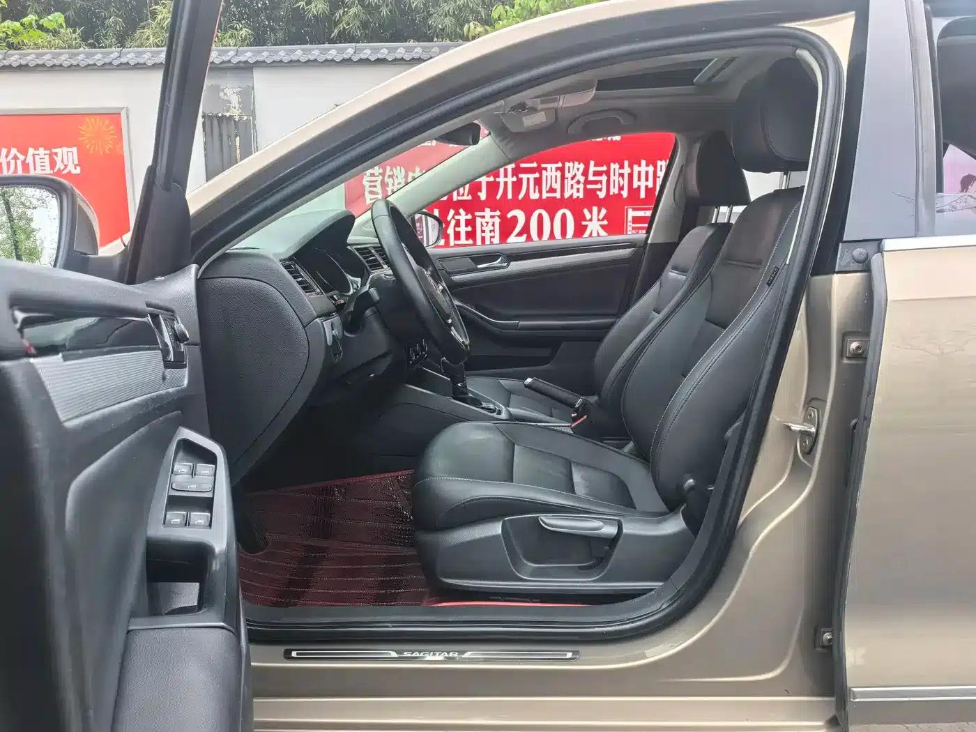 2018 Volkswagen Sagitar 1.6L Automatic Comfort Model — миниатюра 8