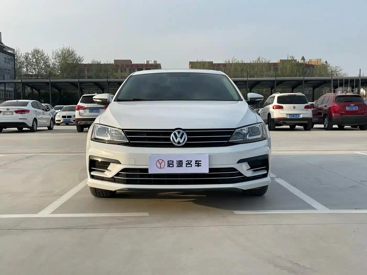 2018 Volkswagen Sagitar 280TSI DSG Dynamic Edition — миниатюра 2