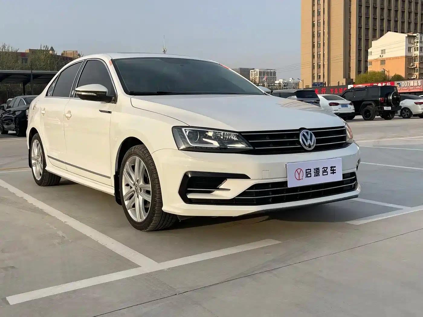 2018 Volkswagen Sagitar 280TSI DSG Dynamic Edition — миниатюра 3