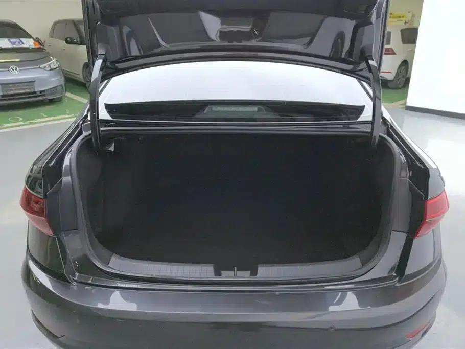 2022 Volkswagen Sagitar 280TSI DSG Flying Edition — миниатюра 4