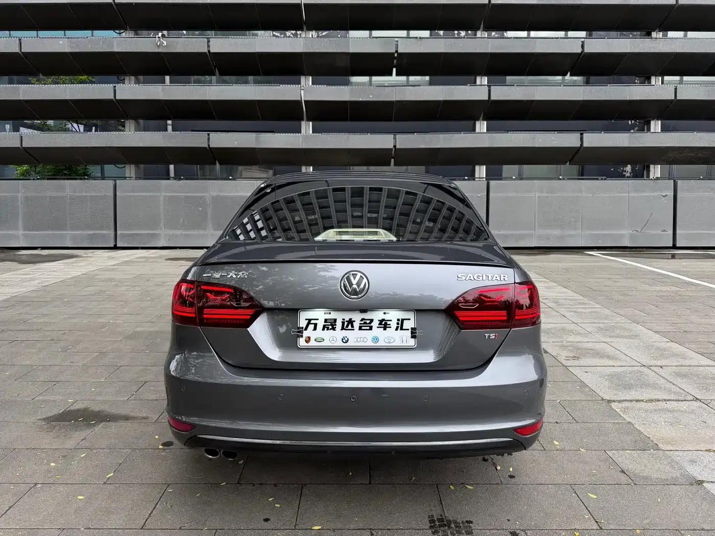 2012 Volkswagen Sagitar 1.4TSI Automatic Luxury — миниатюра 5