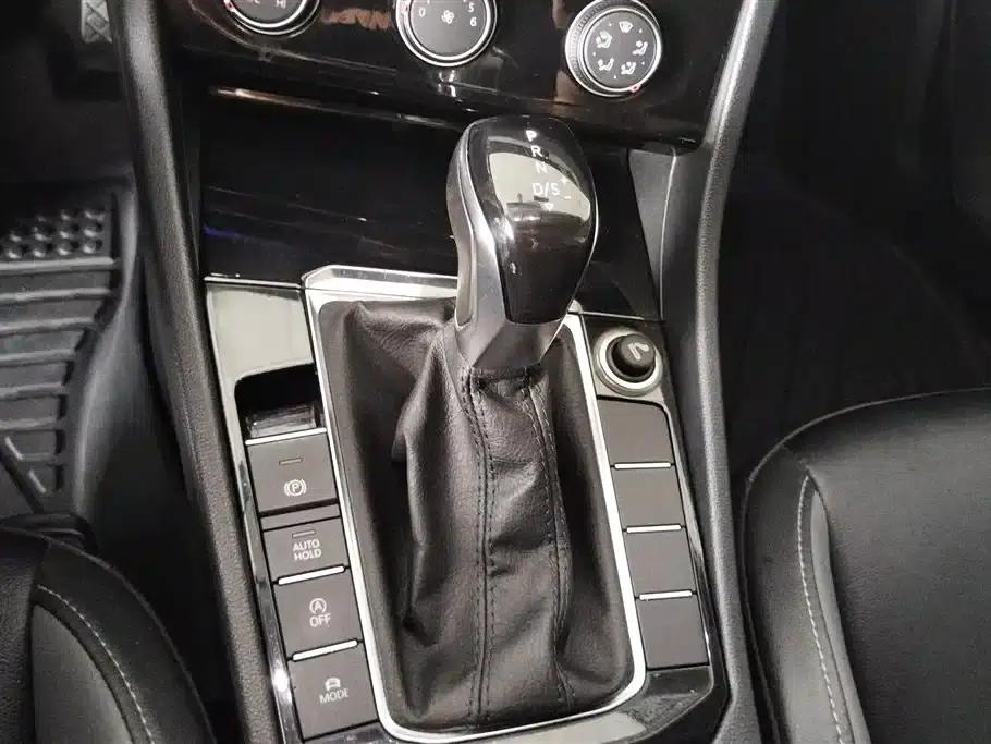 2019 Volkswagen Sagitar 280TSI DSG Comfort Model (China VI Emission Standard) — миниатюра 16