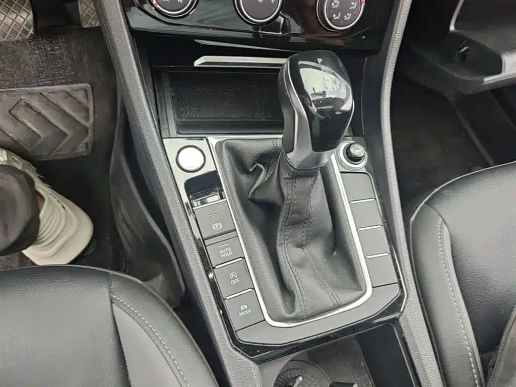 2021 Volkswagen Sagitar 280TSI DSG Comfort Smart Edition — миниатюра 21