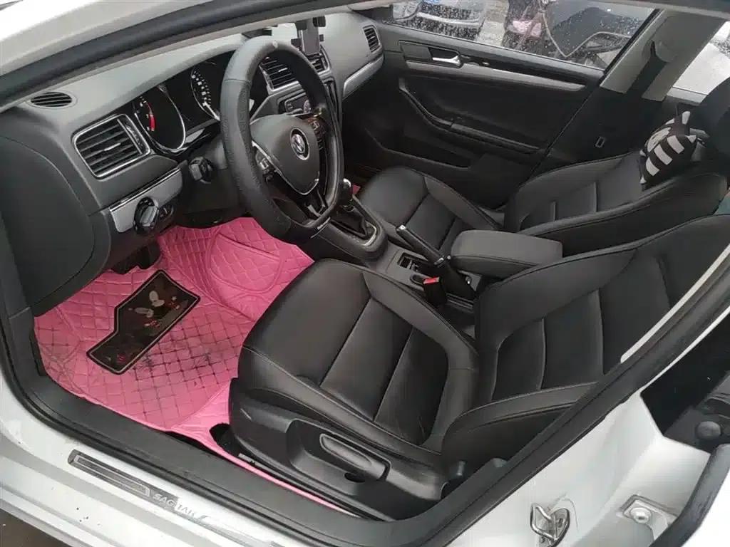 2018 Volkswagen Sagitar 1.6L Automatic Comfort Model — миниатюра 15