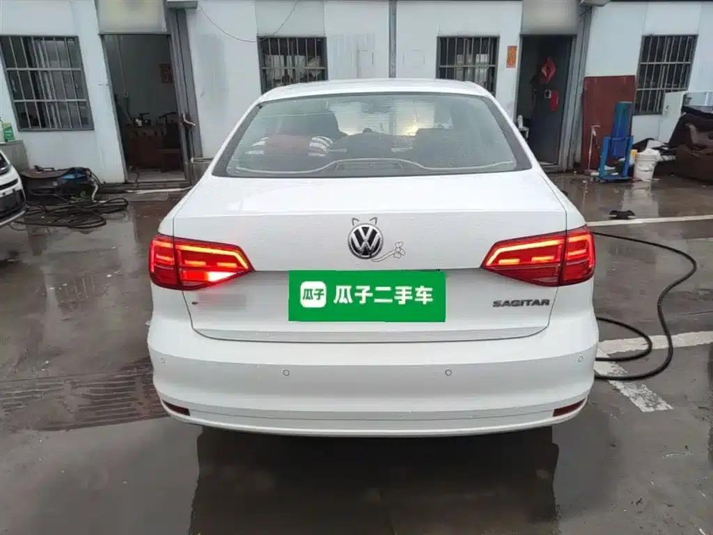 2018 Volkswagen Sagitar 1.6L Automatic Comfort Model — миниатюра 6