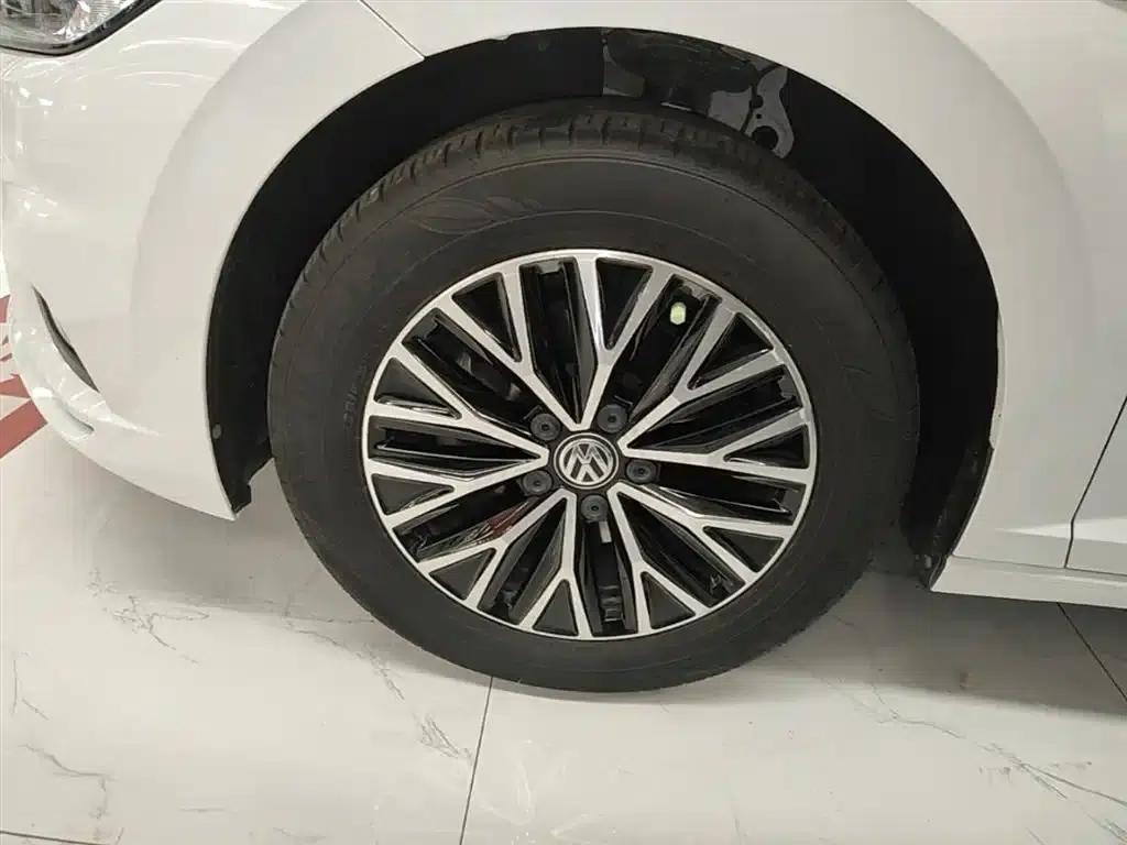 2021 Volkswagen Sagitar 200TSI DSG Comfort Smart Edition — миниатюра 23
