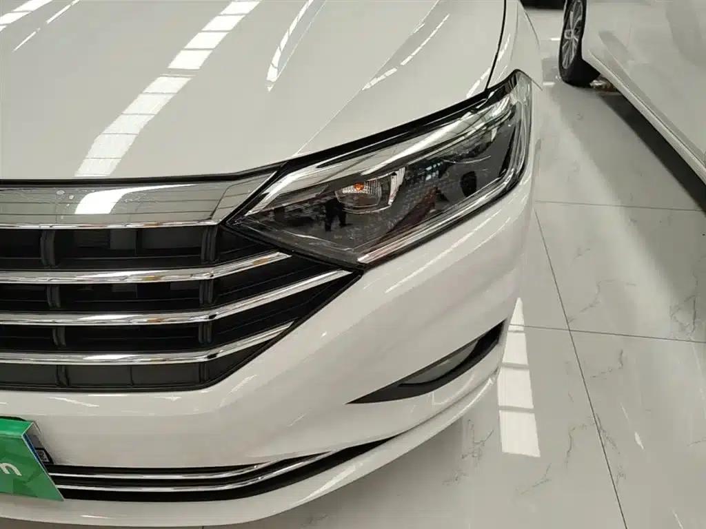 2021 Volkswagen Sagitar 200TSI DSG Comfort Smart Edition — миниатюра 24