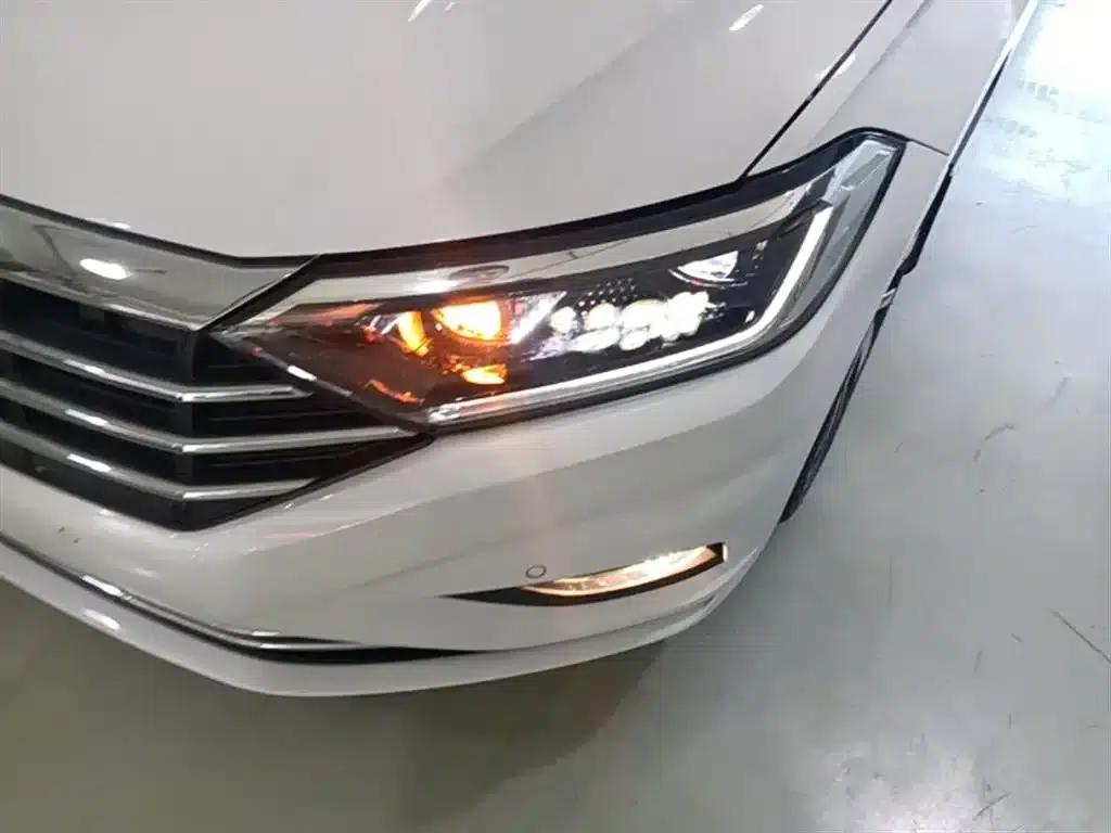 2021 Volkswagen Sagitar 280TSI DSG Excellence Edition — миниатюра 24