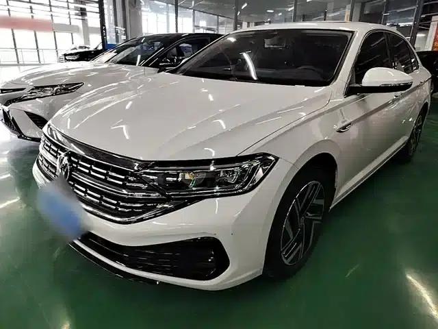 2025 Volkswagen Sagitar Facelift 300TSI DSG Super Edition
