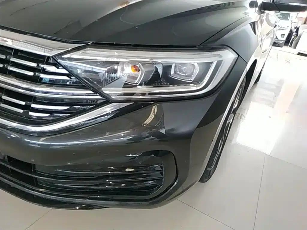 2023 Volkswagen Sagitar 300TSI DSG Super Edition — миниатюра 24