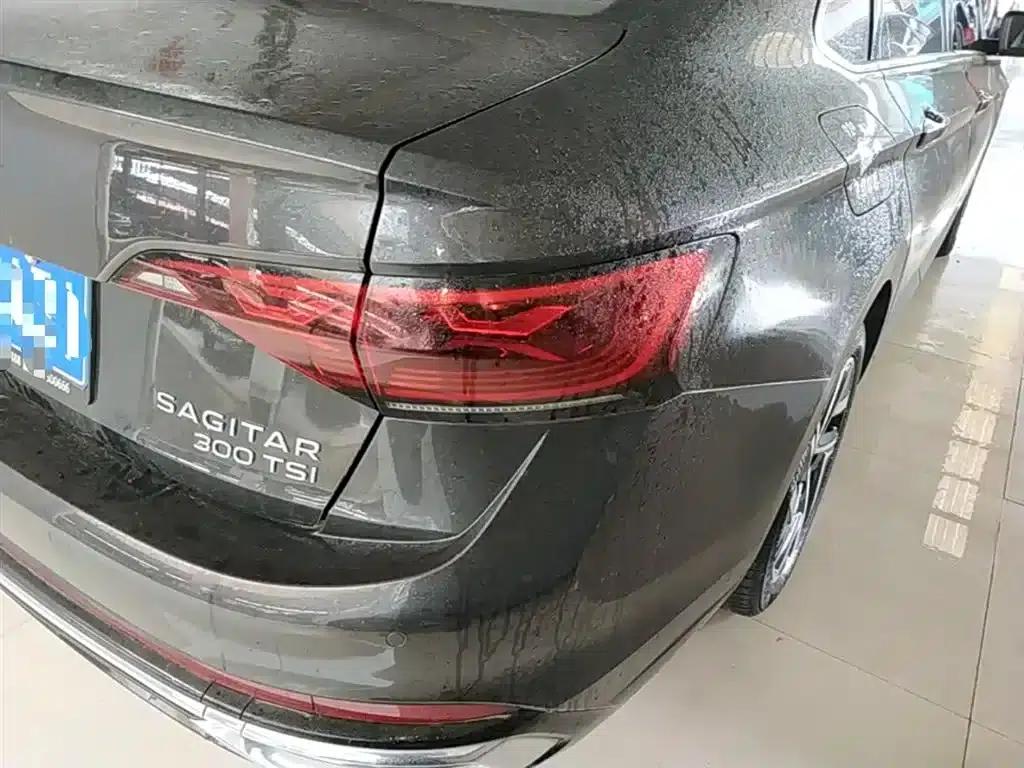 2023 Volkswagen Sagitar 300TSI DSG Super Edition — миниатюра 8