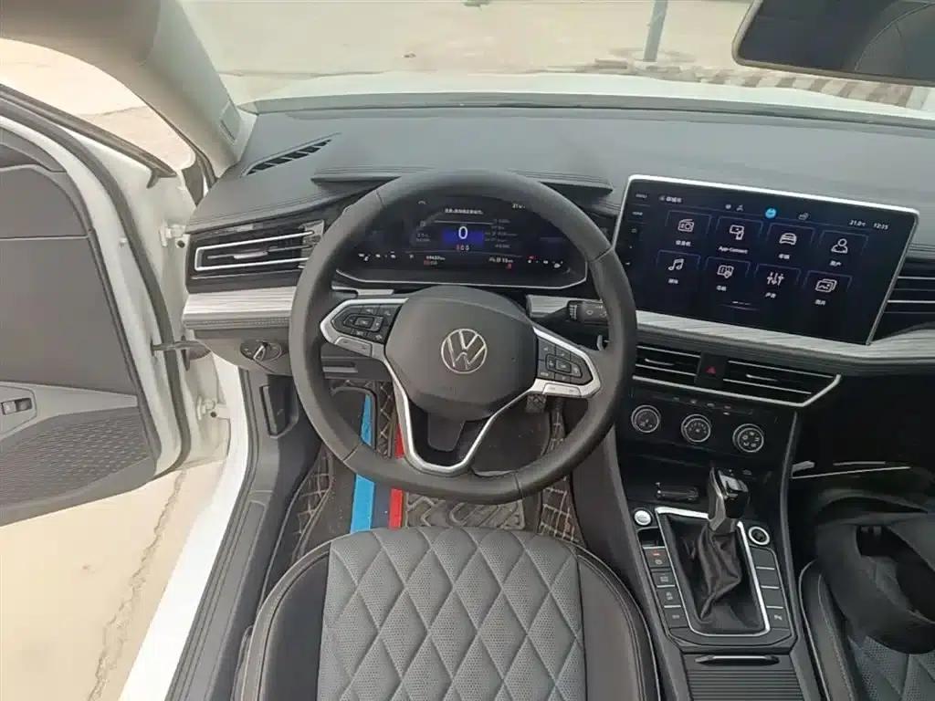 2023 Volkswagen Sagitar 300TSI DSG Super Edition — миниатюра 11