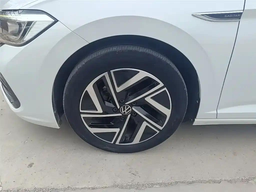 2023 Volkswagen Sagitar 300TSI DSG Super Edition — миниатюра 23