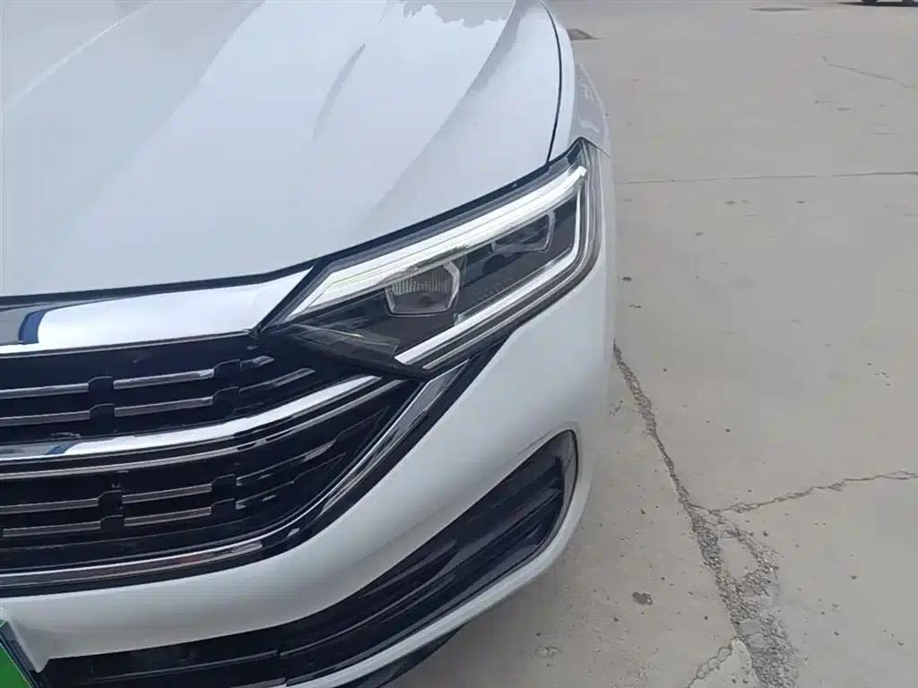 2023 Volkswagen Sagitar 300TSI DSG Super Edition — миниатюра 24