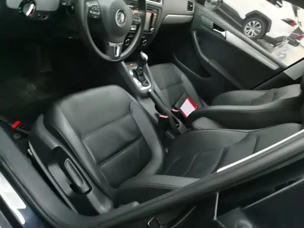 2014 Volkswagen Sagitar Facelift 1.4TSI Automatic Luxury — миниатюра 15