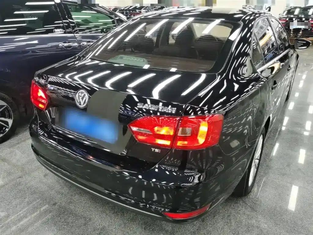 2014 Volkswagen Sagitar Facelift 1.4TSI Automatic Luxury — миниатюра 7
